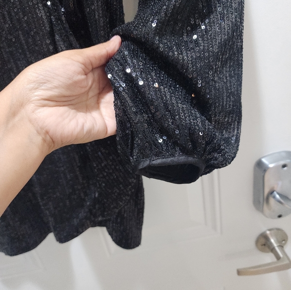 Miss avenue sparkling dress, color black, size large, long sleeve - Picture 5 of 8